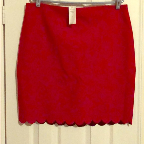 NWT-Hot Red Skirt by Banana Republic - Picture 1 of 4